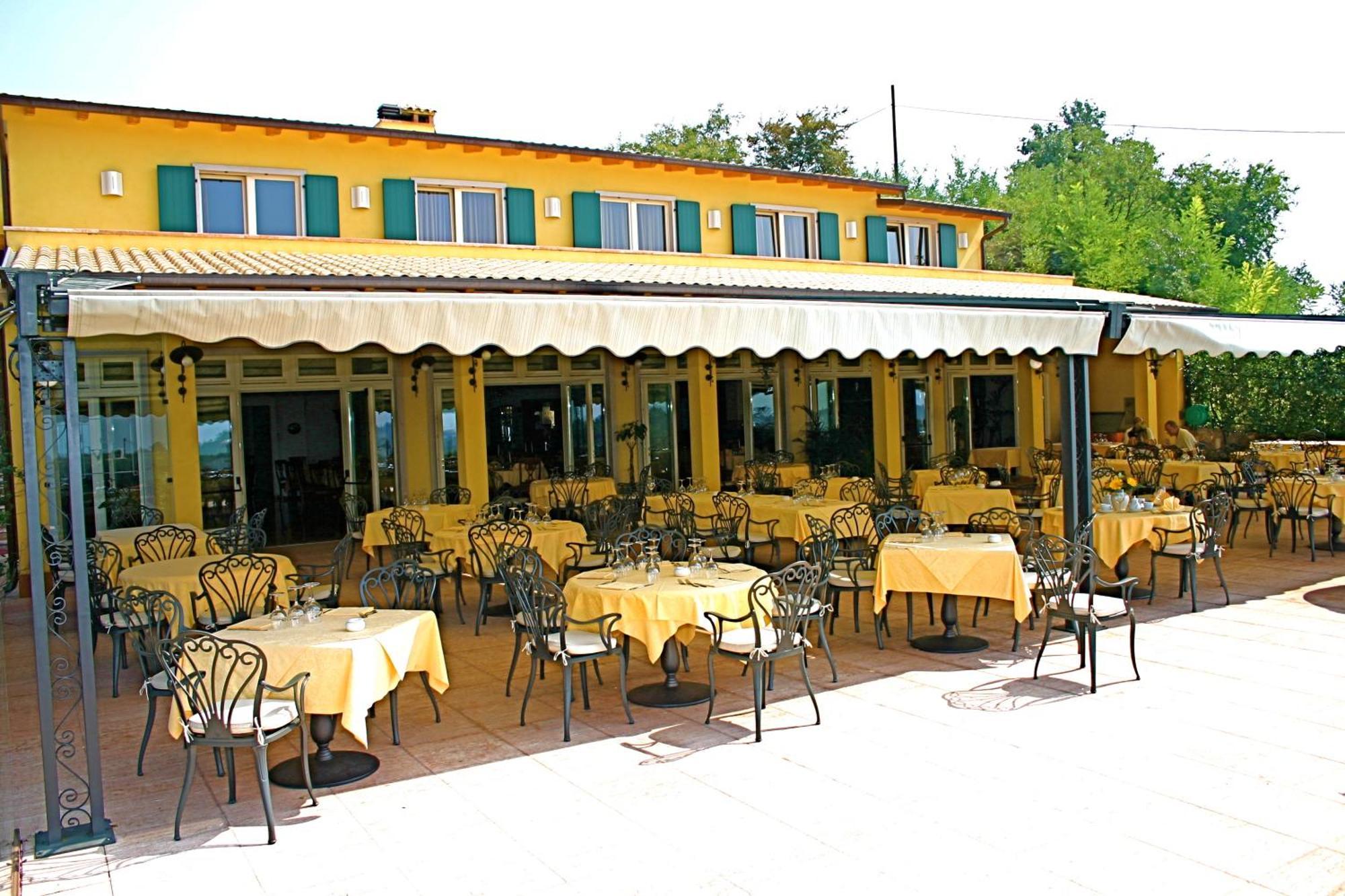 Hotel La Dolce Vita Cavaion Veronese Exterior photo