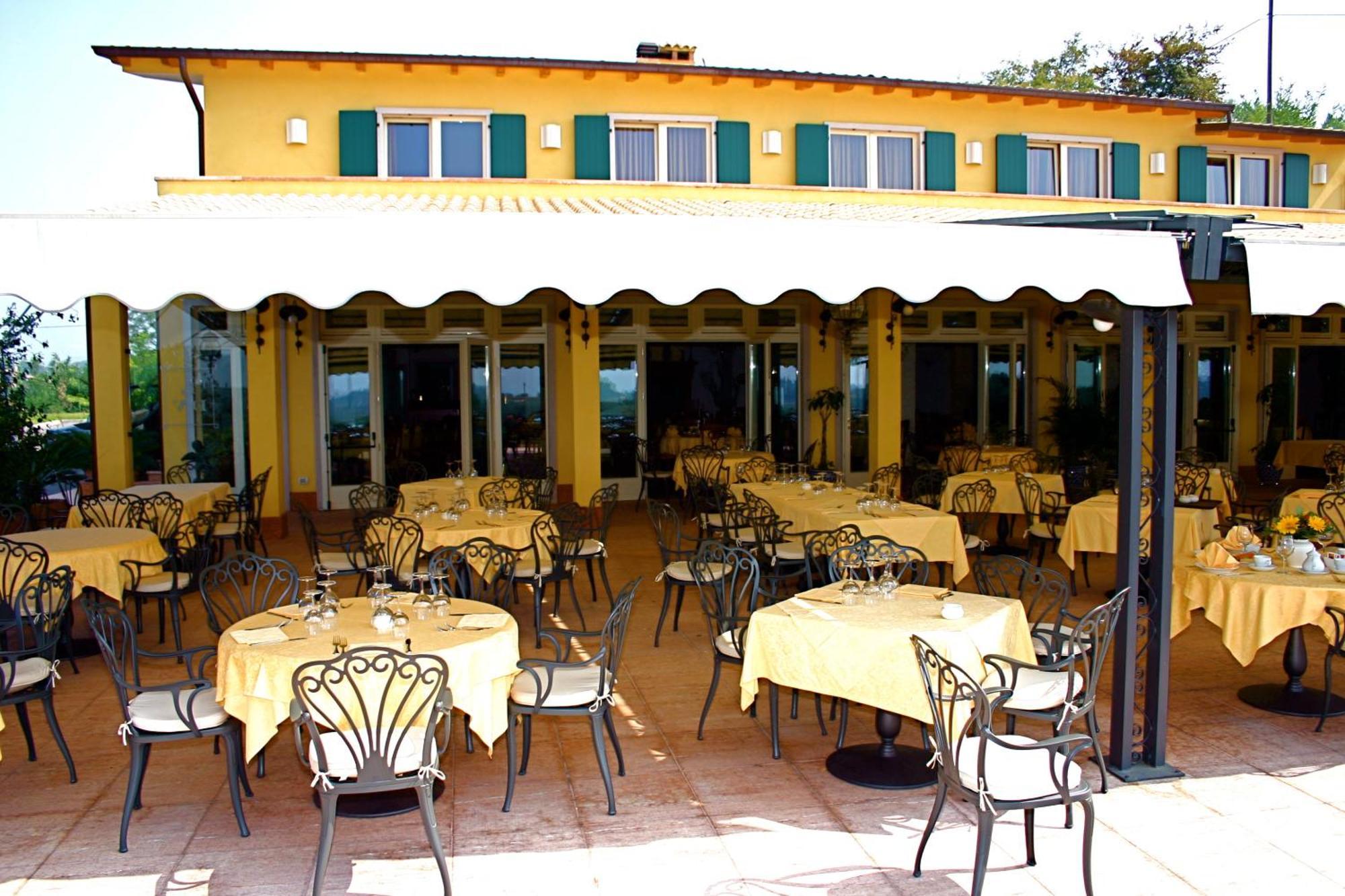 Hotel La Dolce Vita Cavaion Veronese Exterior photo