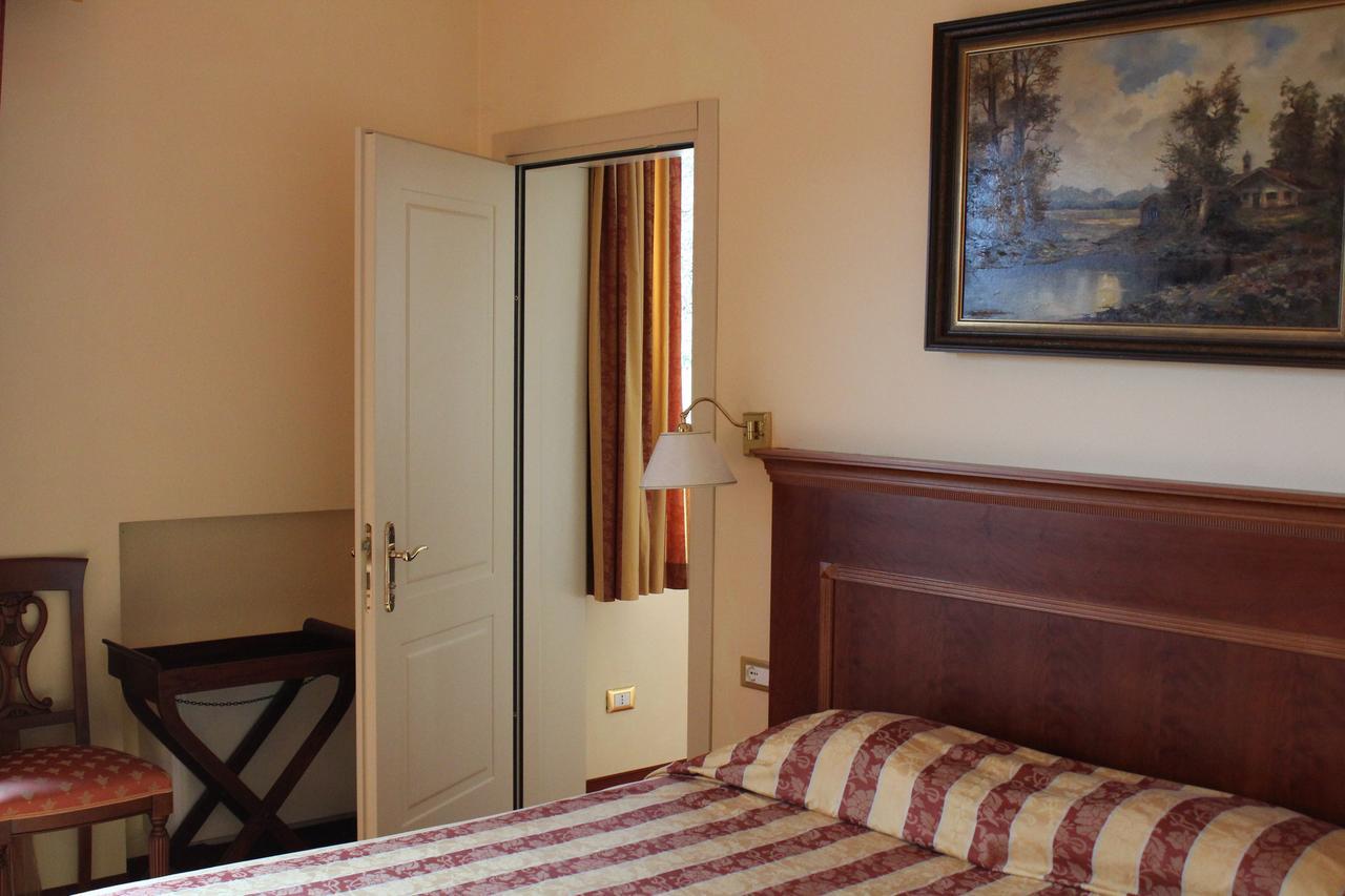 Hotel La Dolce Vita Cavaion Veronese Exterior photo